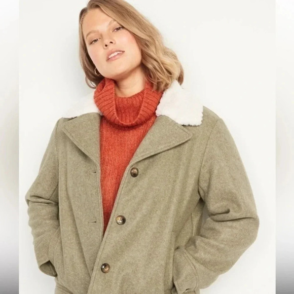 Old‎ Navy Soft-Brushed Sherpa-Trim Jacket - Picture 1 of 11